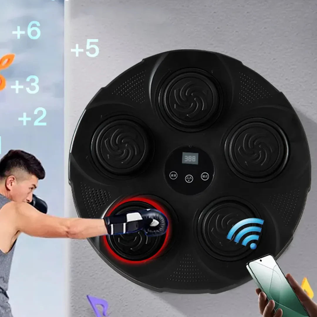 آلة ملاكمة موسيقية مثبتة على الحائط مع مكبر صوت بلوتوث