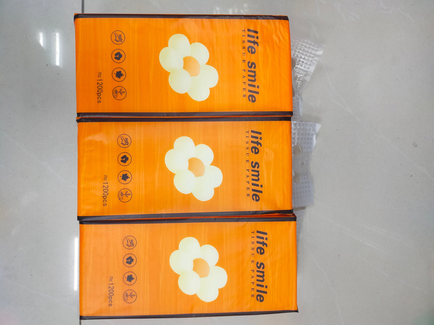 3 عبوات مناديل ورقية، 1200 ورقة في العبوة، مناديل وجه أكثر سمكًا