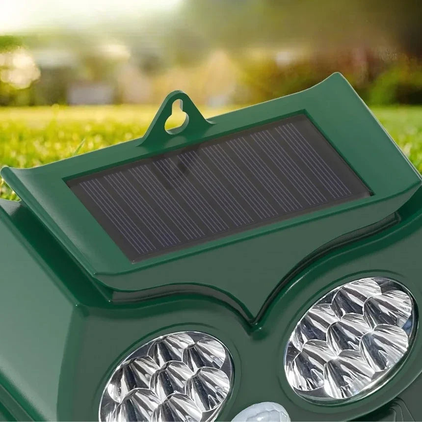 طارد الحيوانات بالموجات فوق الصوتية يعمل بالطاقة الشمسية